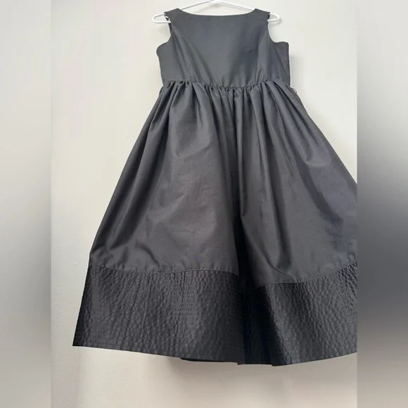 ISAAC Mizrahi Black Sun Dresses, Size 8 - Picture 6 of 11